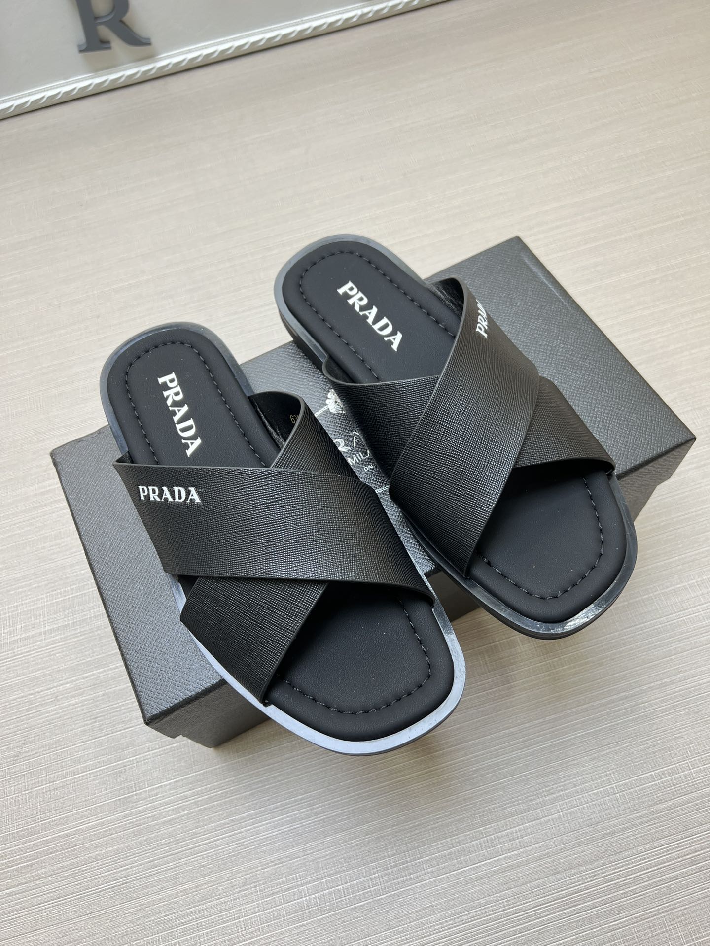 54PD72Z   fashion  slippers