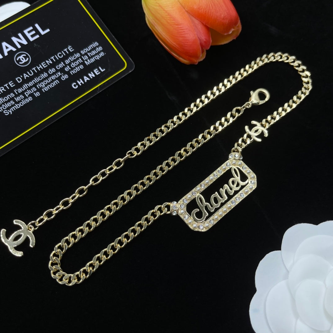 14C919X  Fashion Necklaces