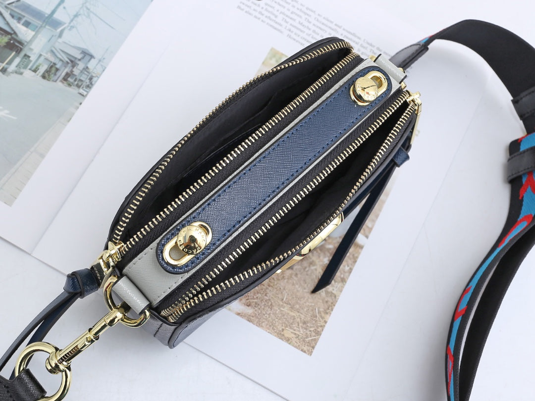 1XA31B  Fashionable leather bag 