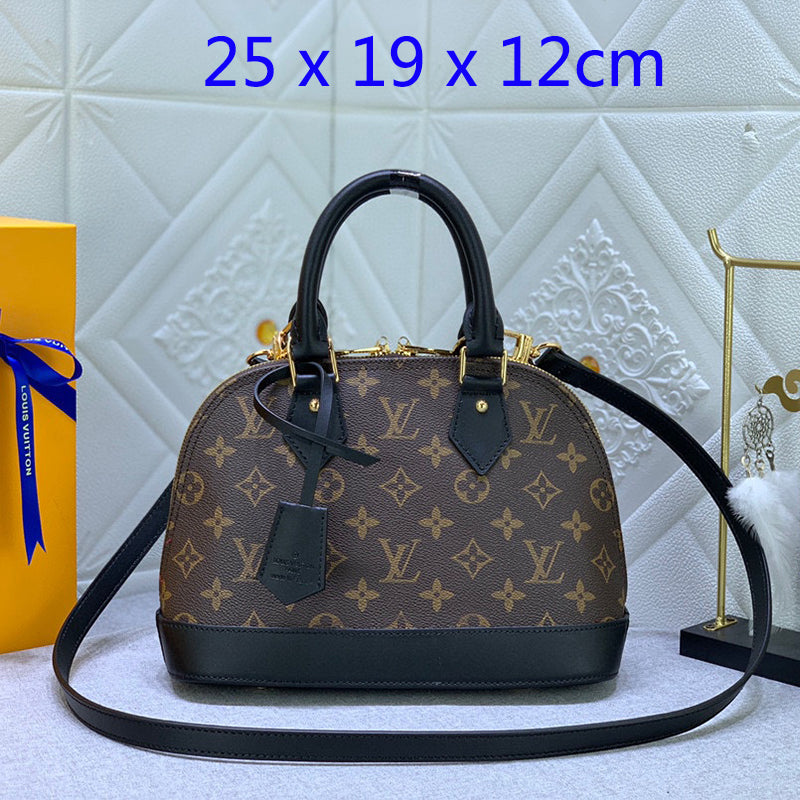 2XE337B  Fashionable leather bag 