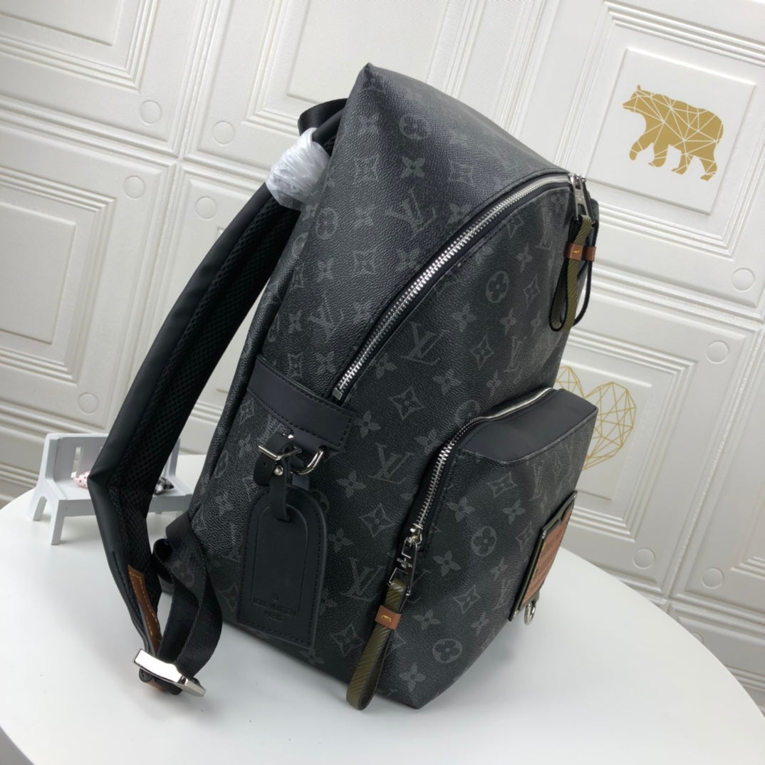 2XE354B  Fashion leather backpacks