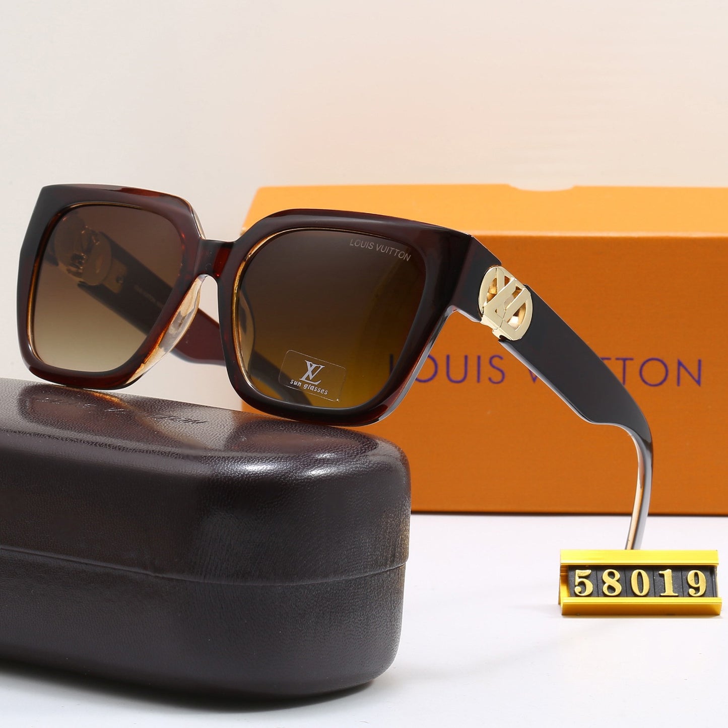 74E411T  fashion Sunglasses