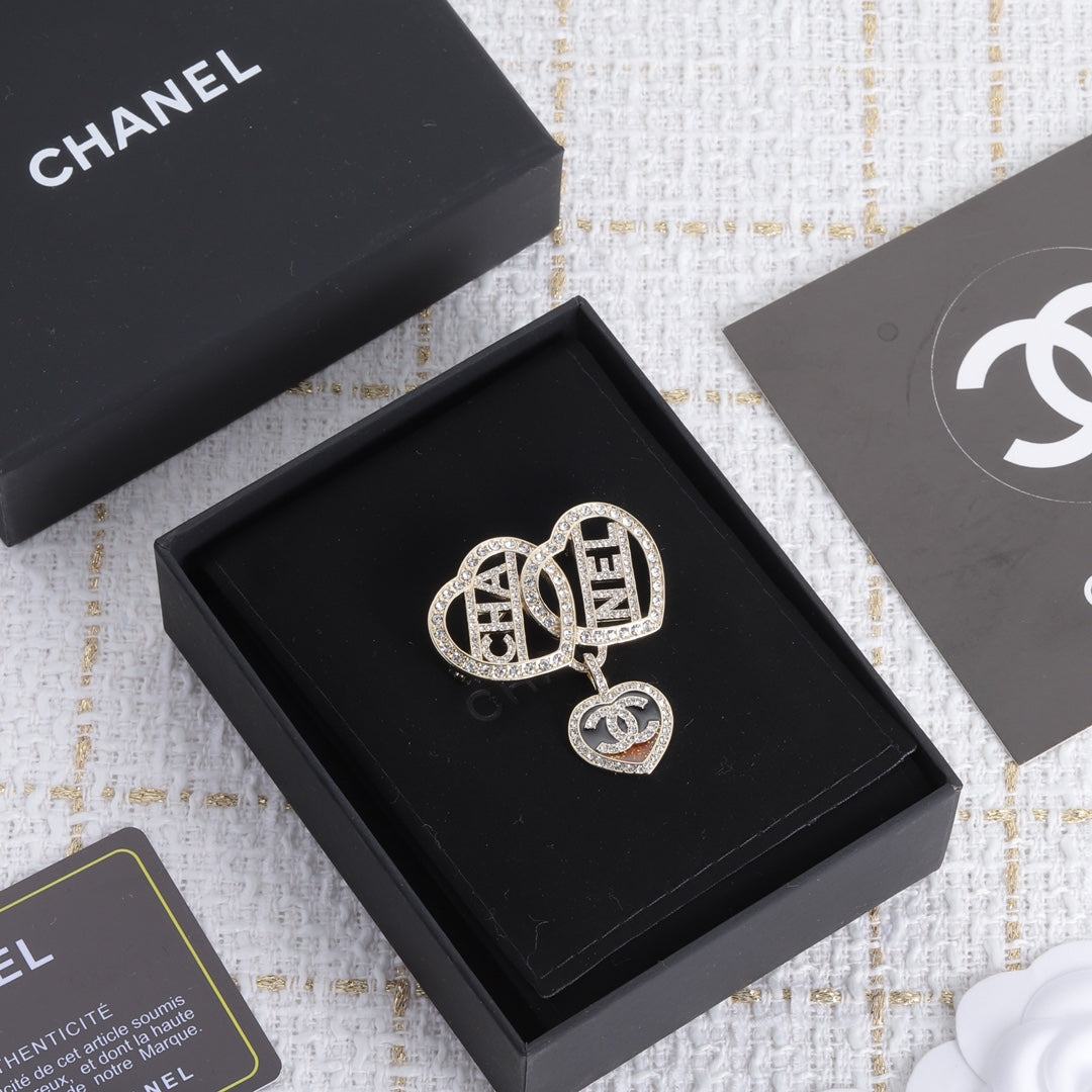 1YC84H  Fashion high -quality Brooch