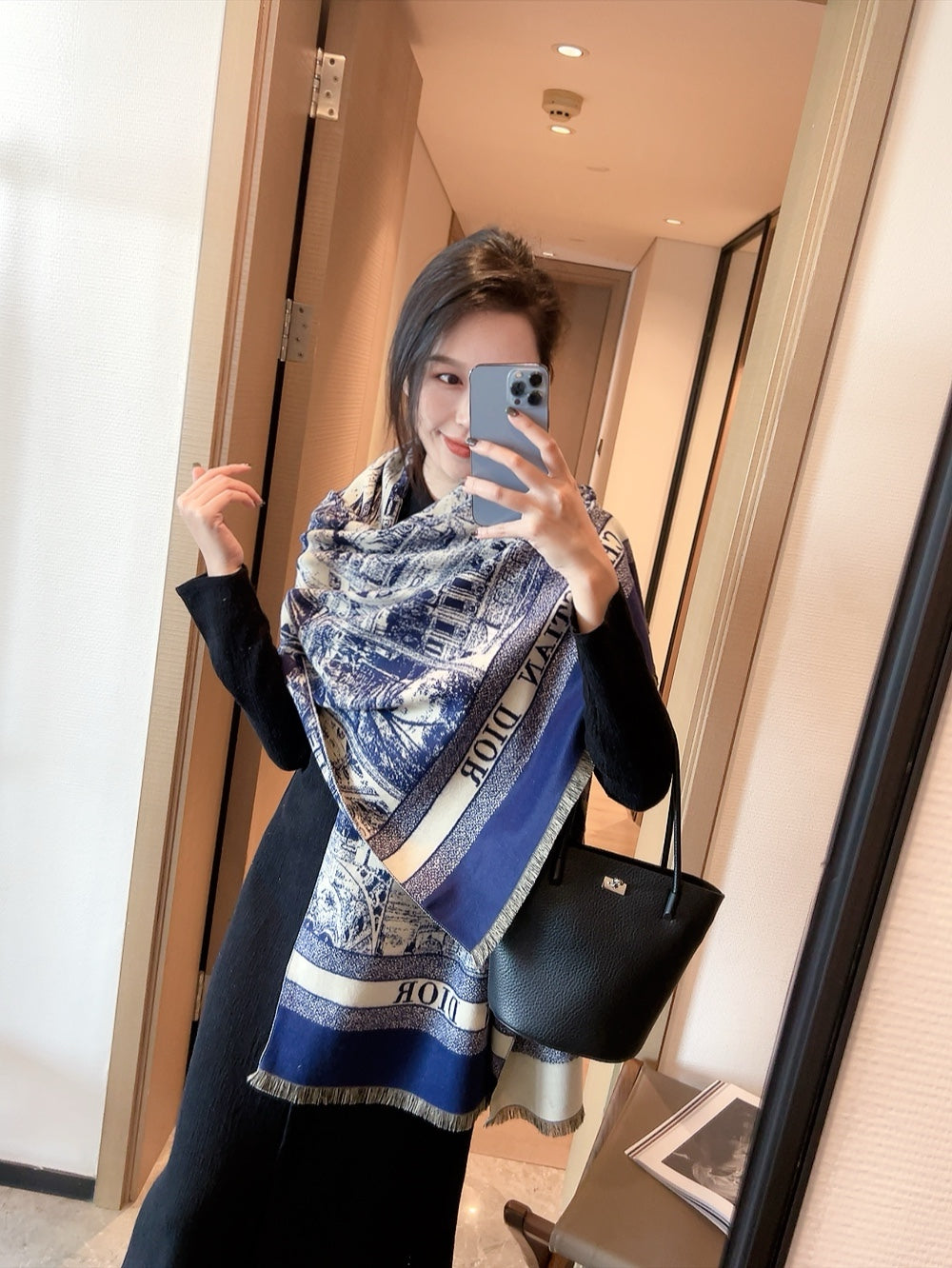 14D322W　Fashion scarves