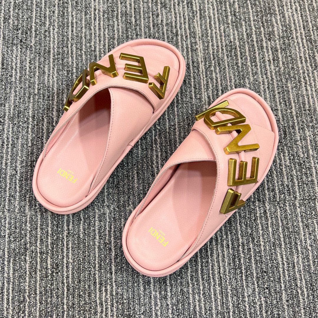 1: 1 High quality leather sandals 5YF93Z