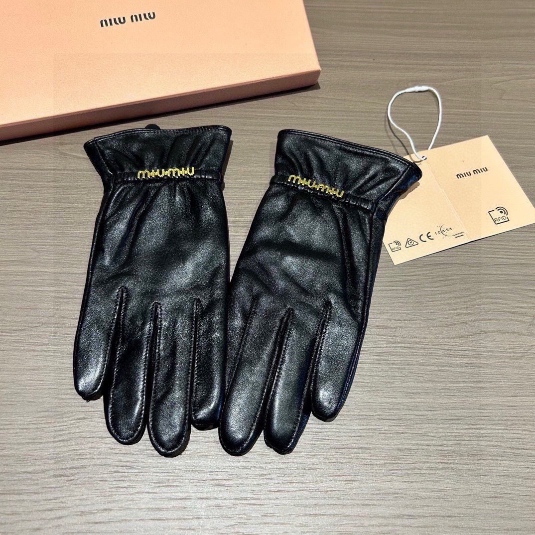 14A44S   High quality fashionable sheepskin gloves