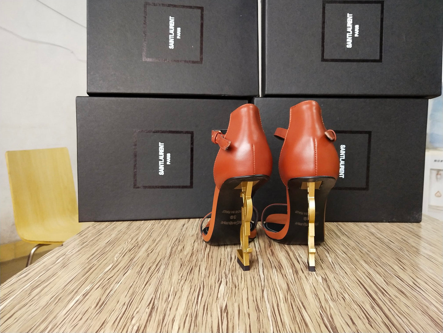 1: 1 High -quality leather high heels Heel high: 10.5cm  2XSL146Z