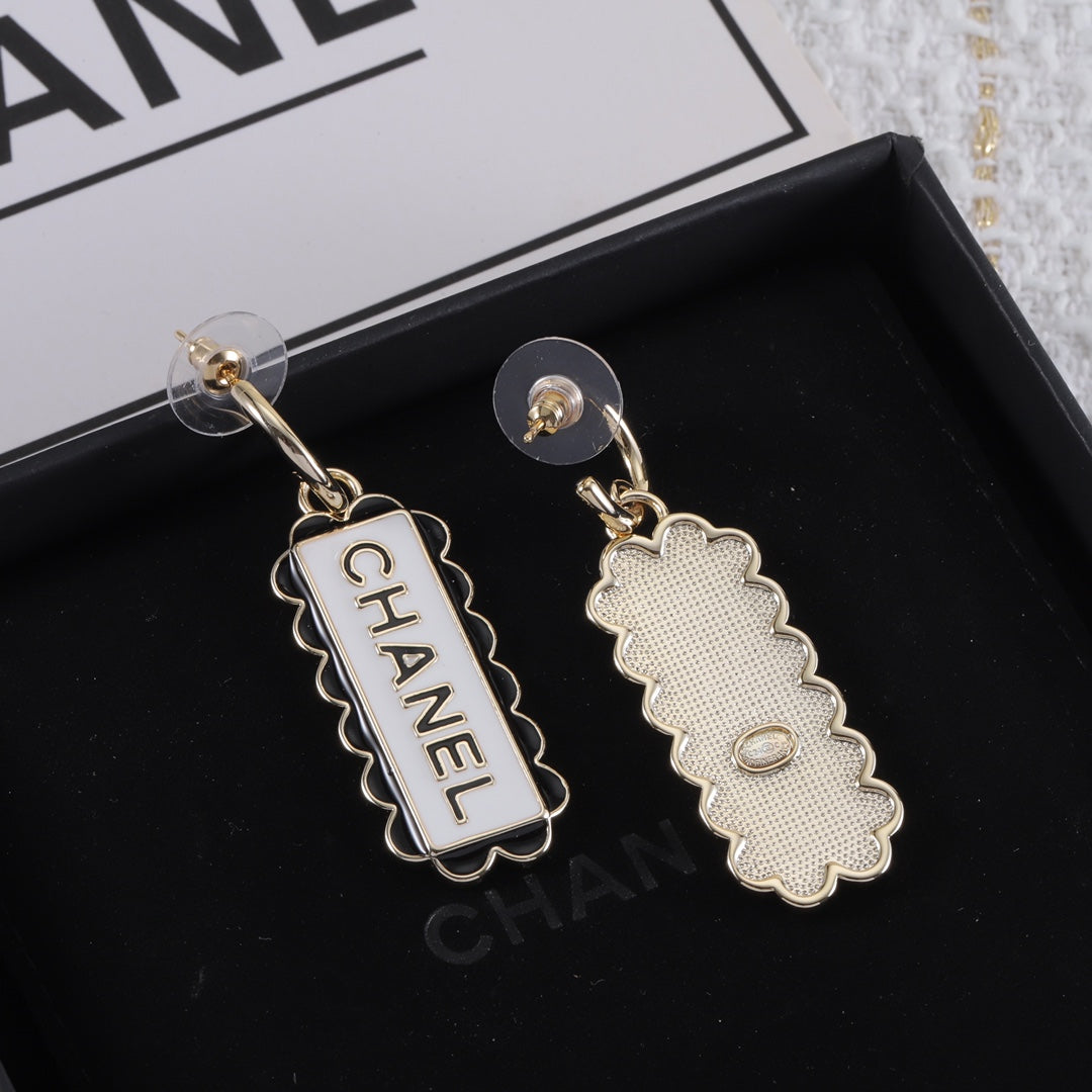 14C1091E   Fashion  Earrings