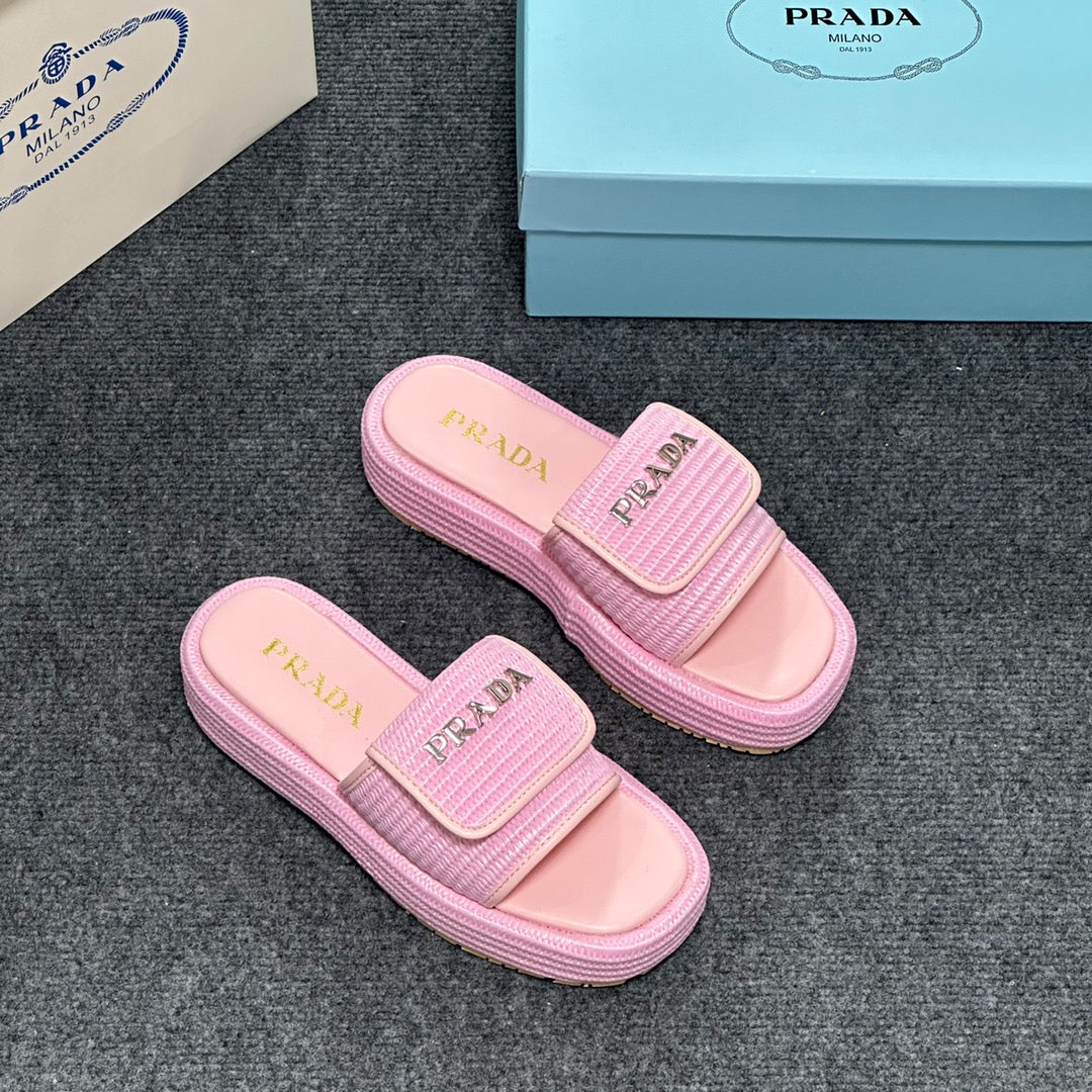 14PD24Z   fashion slippers