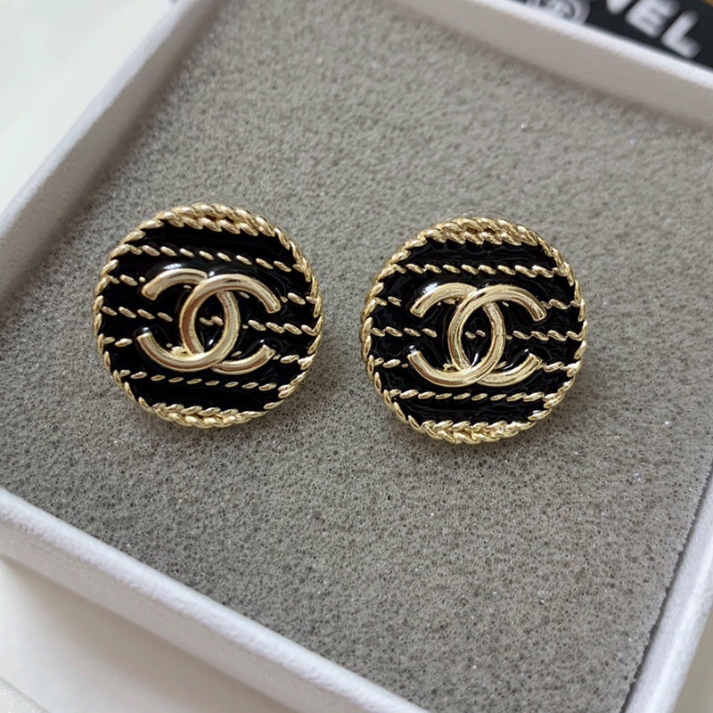 14C25E  Fashionable and high quality earrings