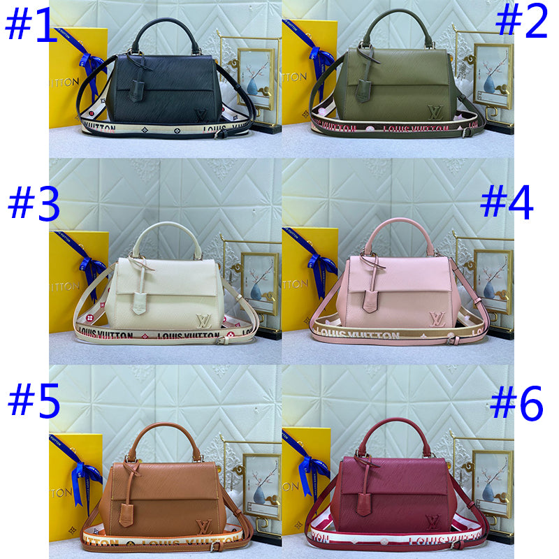 4XE2B  Fashionable leather bag 