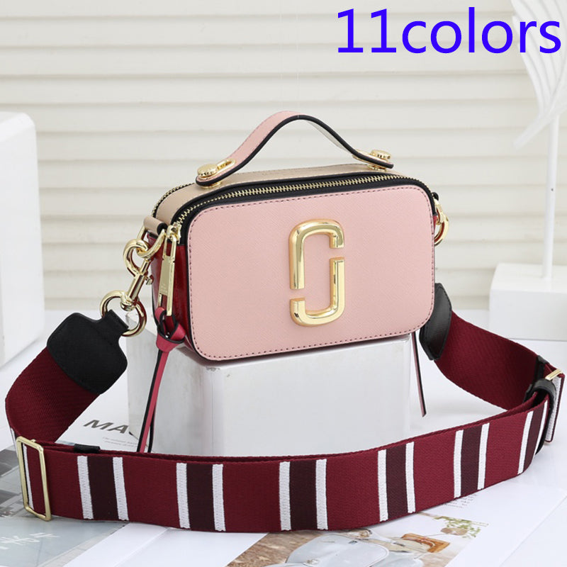 1XA31B  Fashionable leather bag 