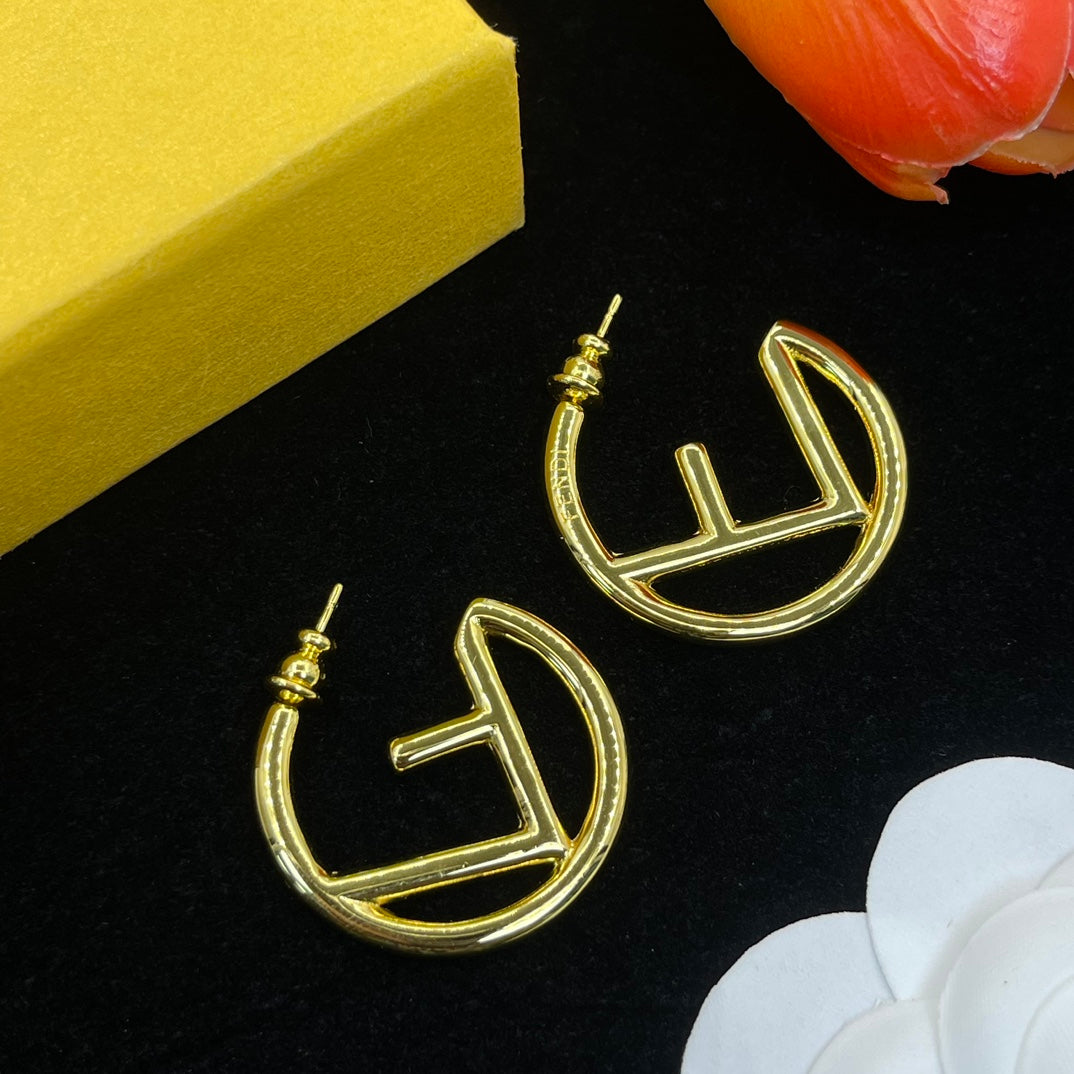 14F647E   Fashion Earrings