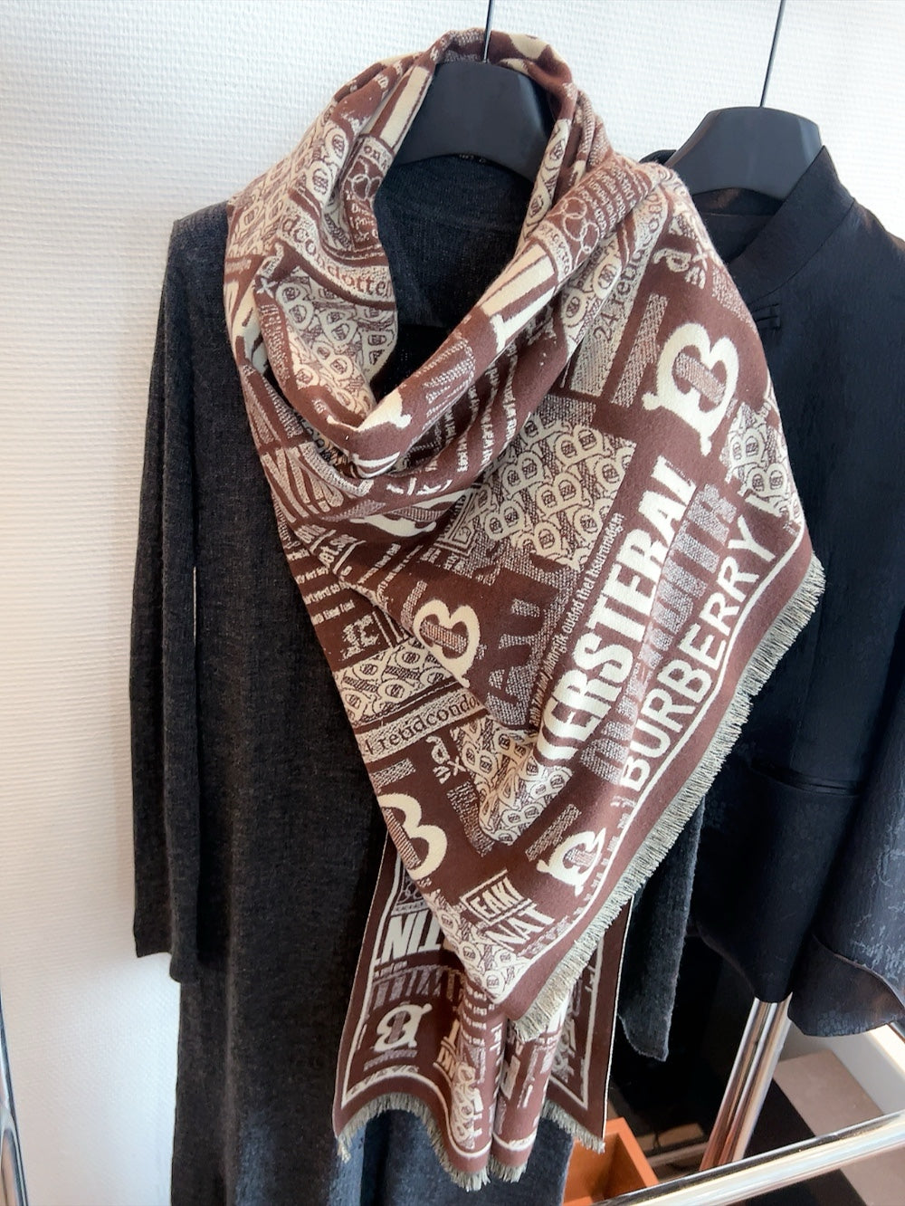 14R318W　Fashion scarves