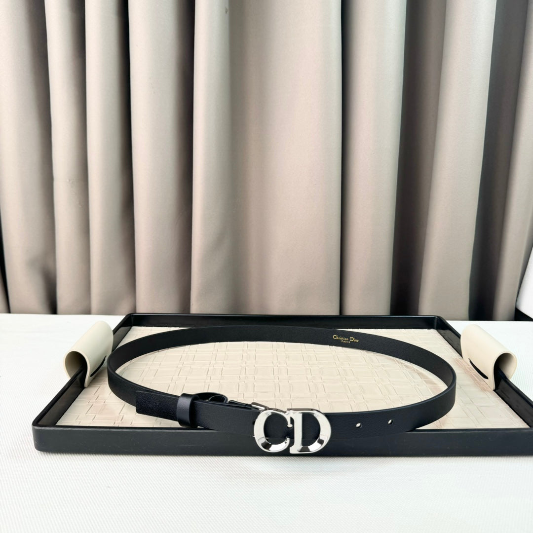 14D18P   (High quality leather belt With full package)