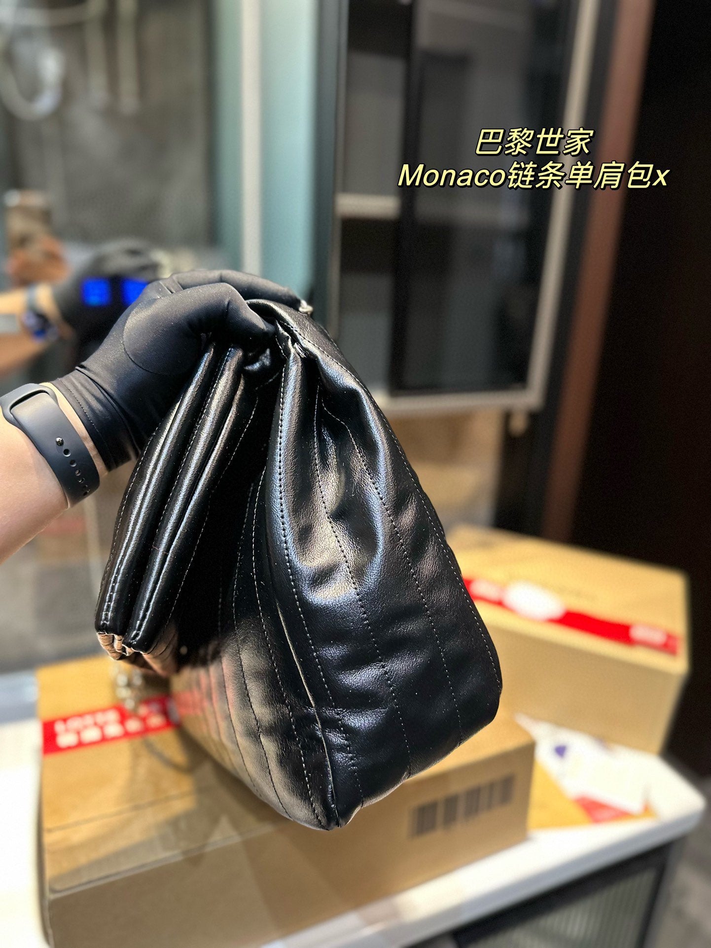 6XJ256B  Fashionable leather bag 