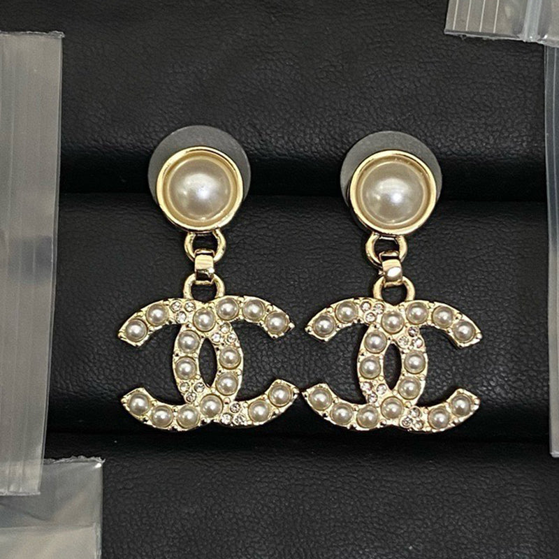 14C692E  Fashion  Earrings