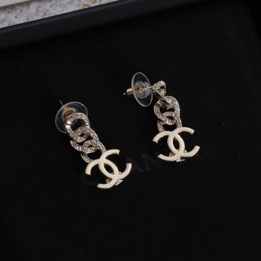 14C493E  Fashionable and high quality Earrings