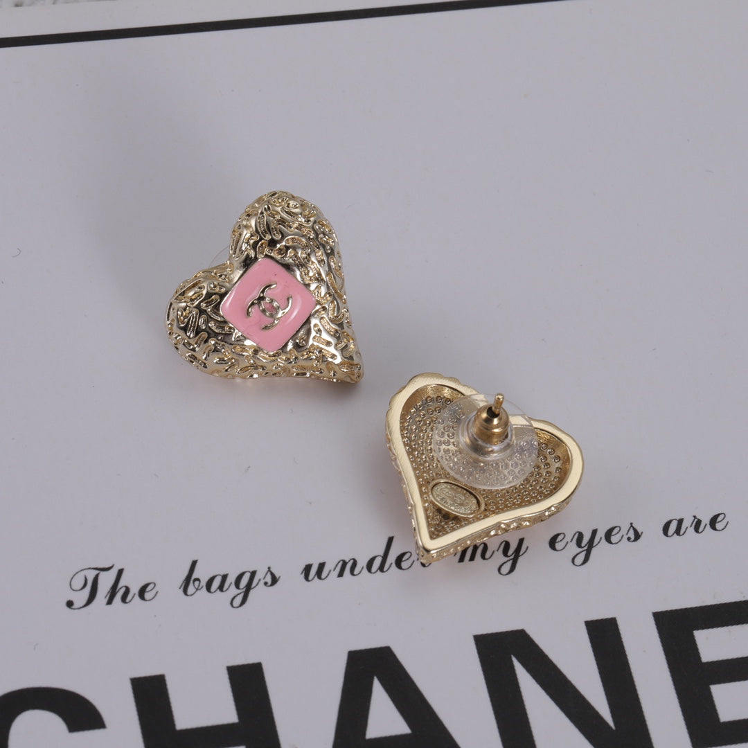 14C8E  Fashionable and high quality earrings