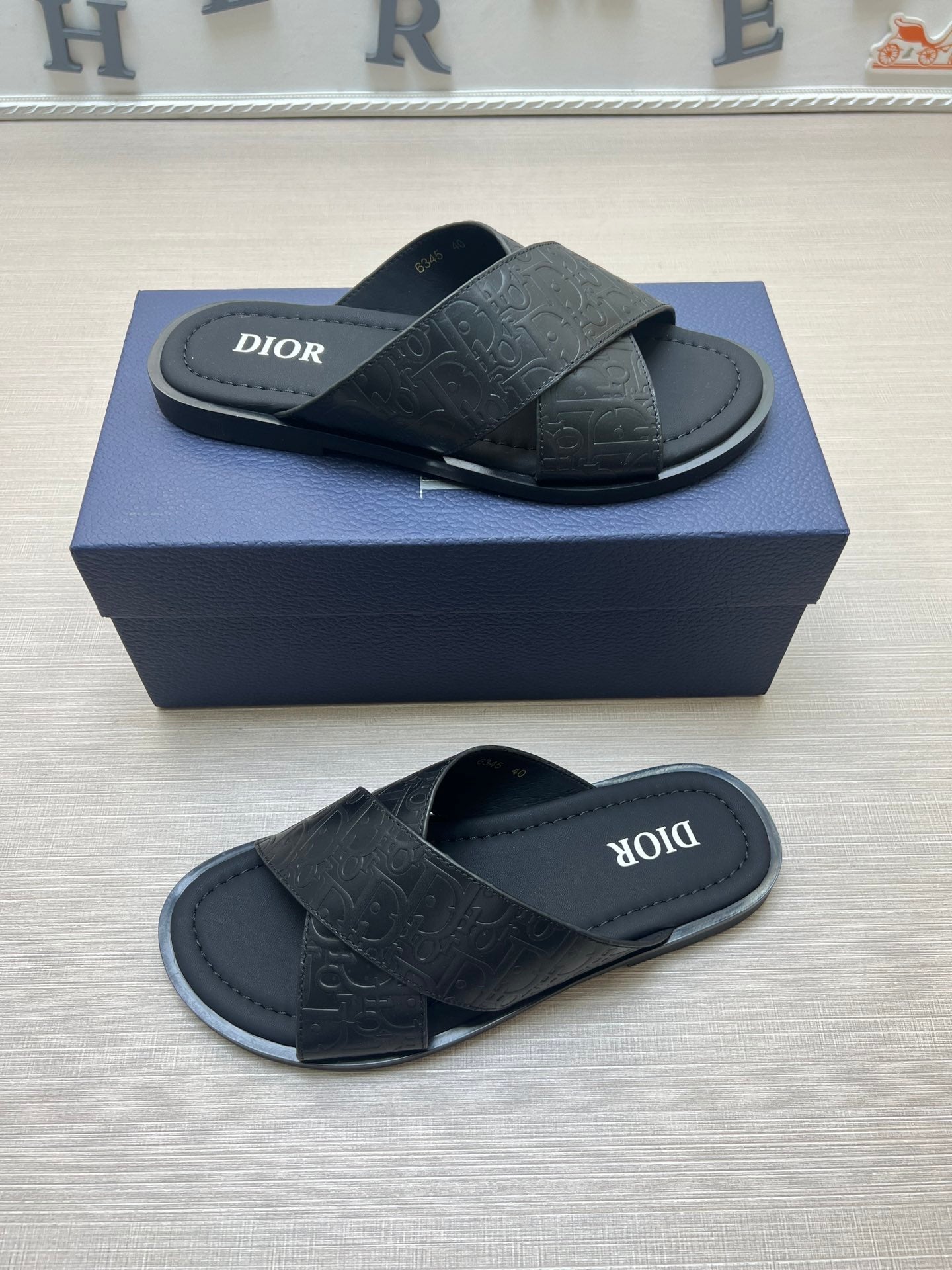 54D80Z    fashion  slippers