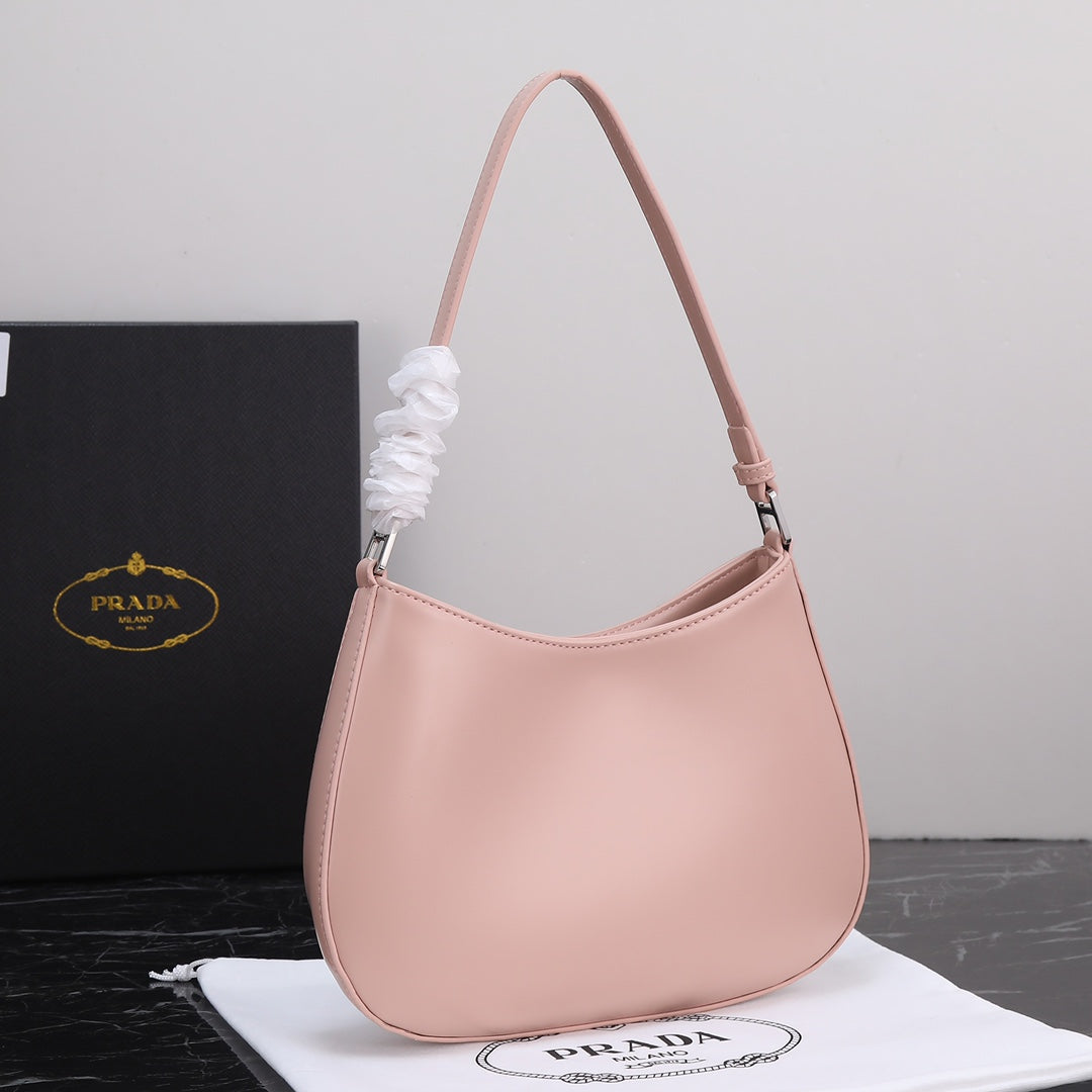 2XPD129B  Fashionable leather bag 