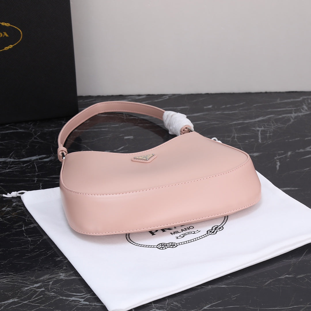 2XPD129B  Fashionable leather bag 