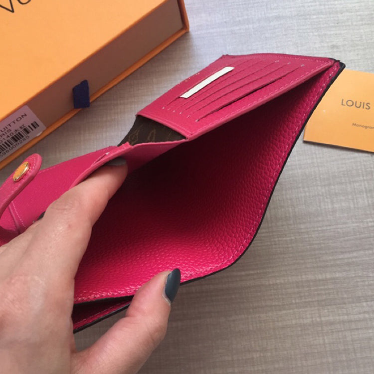 AE0101B  Fashionable leather wallets