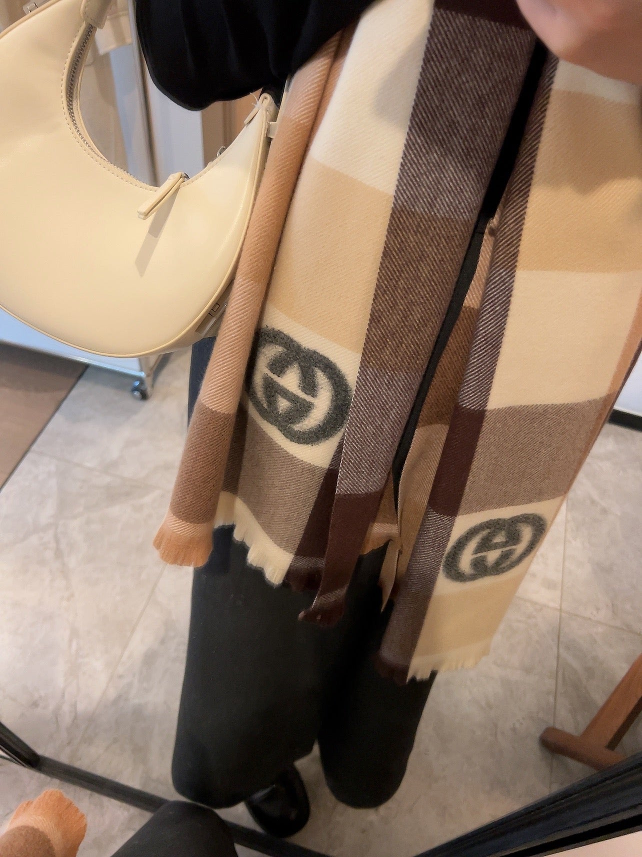 14B481W　 Fashion scarves