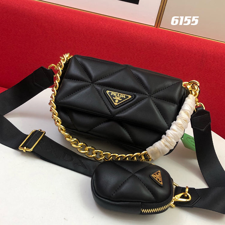 1PD03B   Fashionable leather bag 