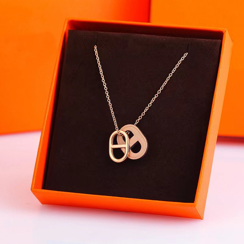 P4H9X Fashionable and high quality Necklaces