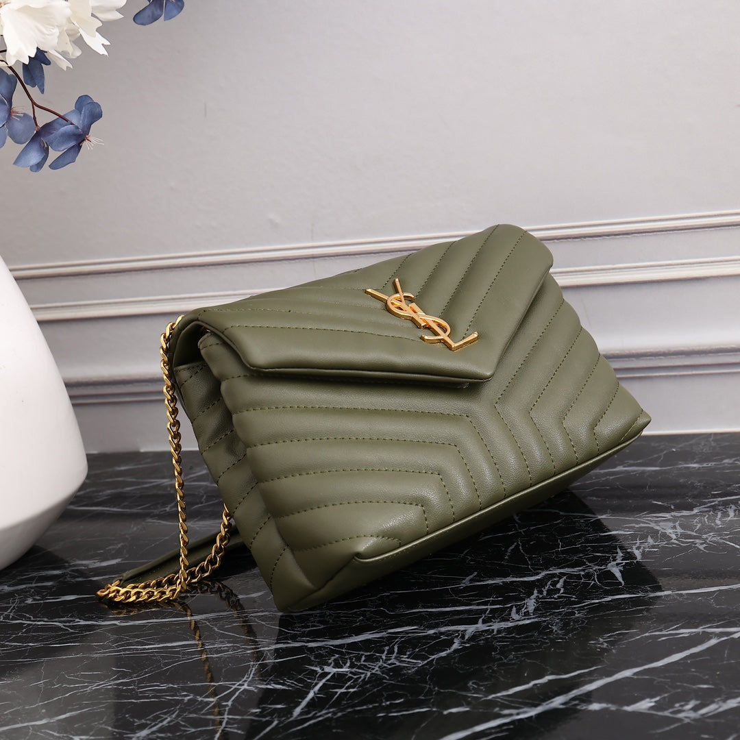 1XSL267B  Fashionable leather bag 