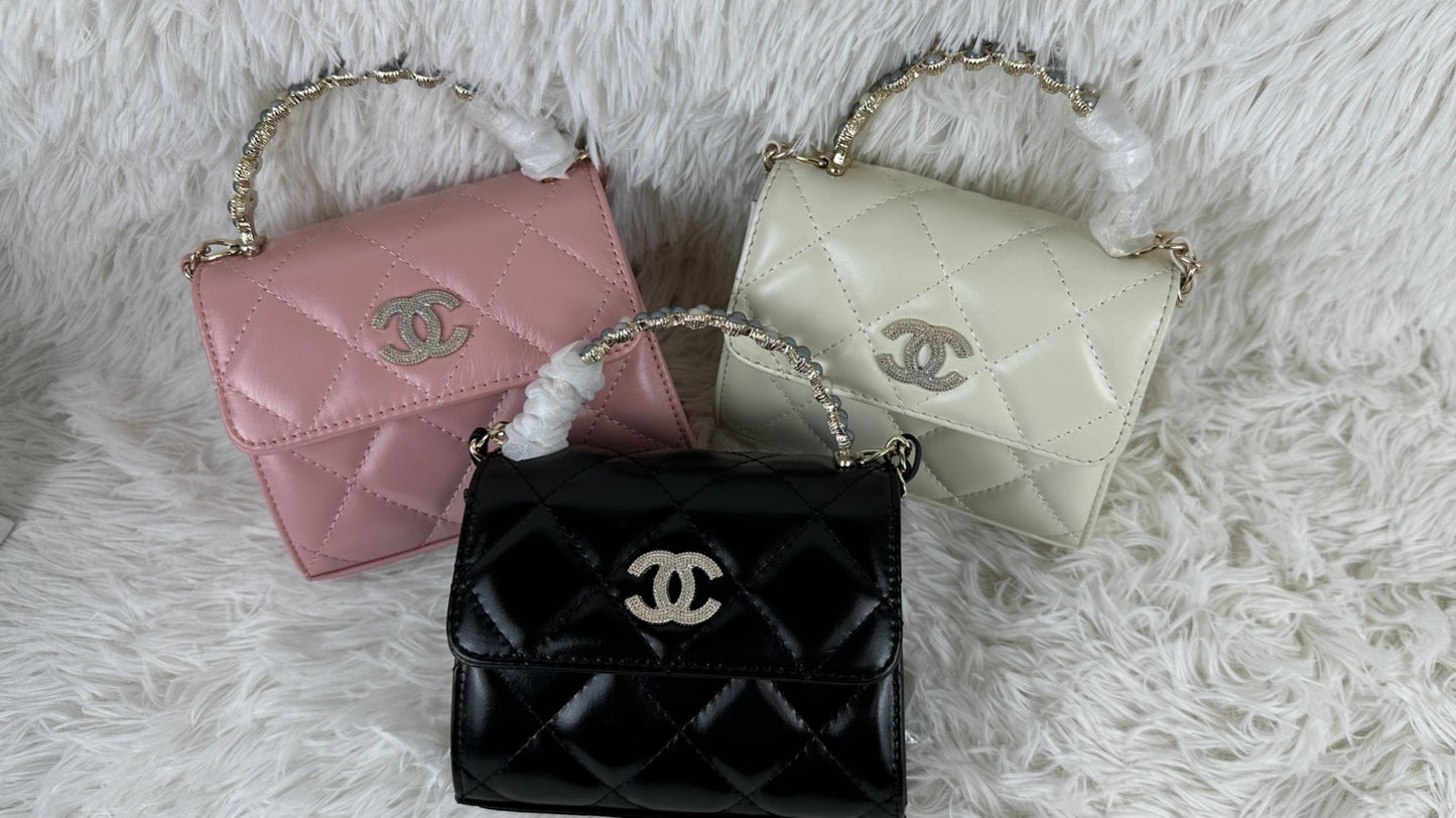 1XC376B  Fashionable leather bag 