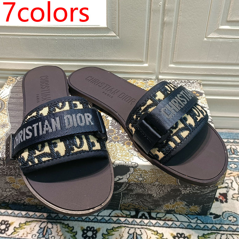 14D20Z    fashion Slippers