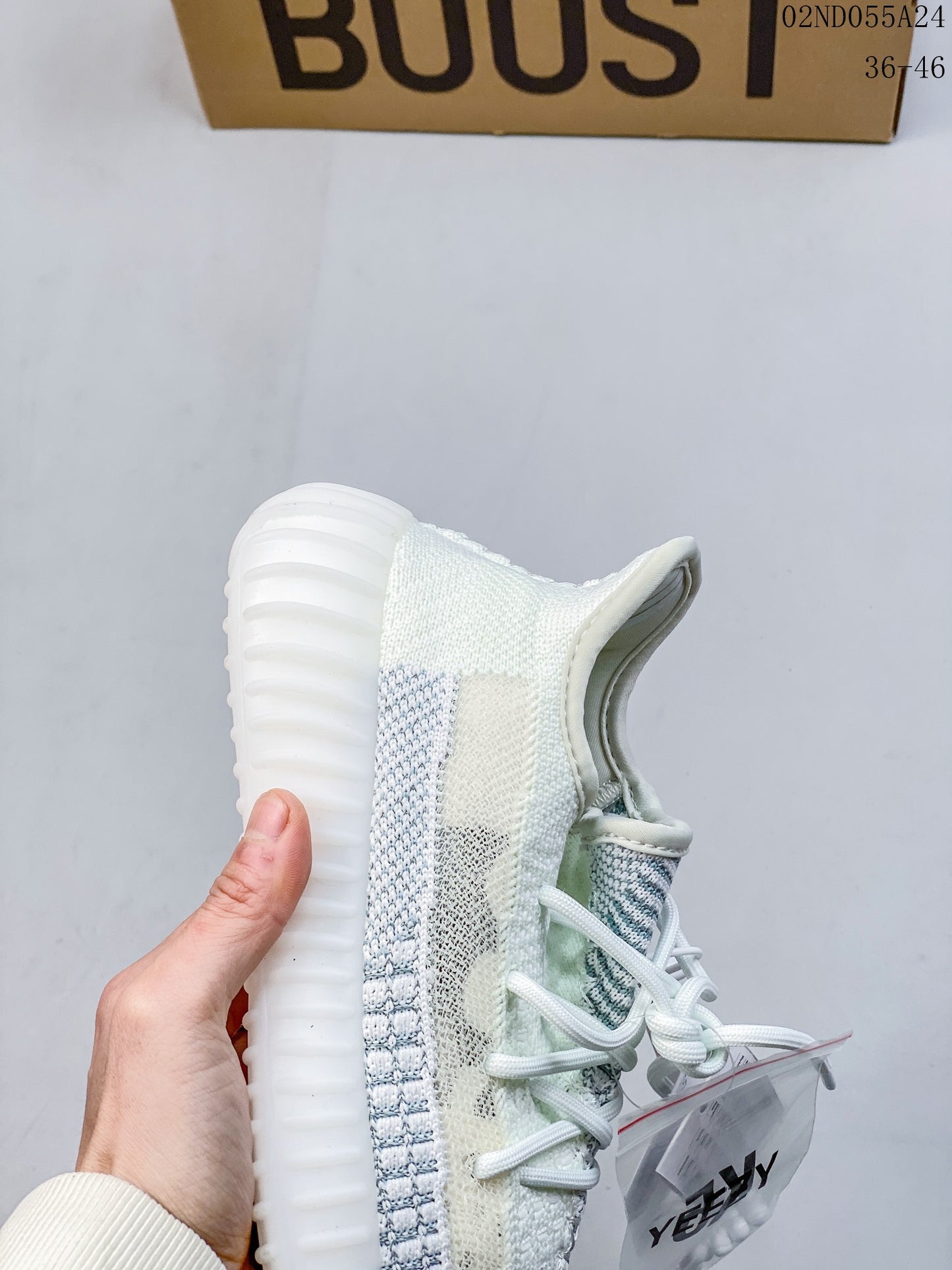 4YA94Z  Yeezy Fashion Sneakers (No Box, August-October Big Sale)