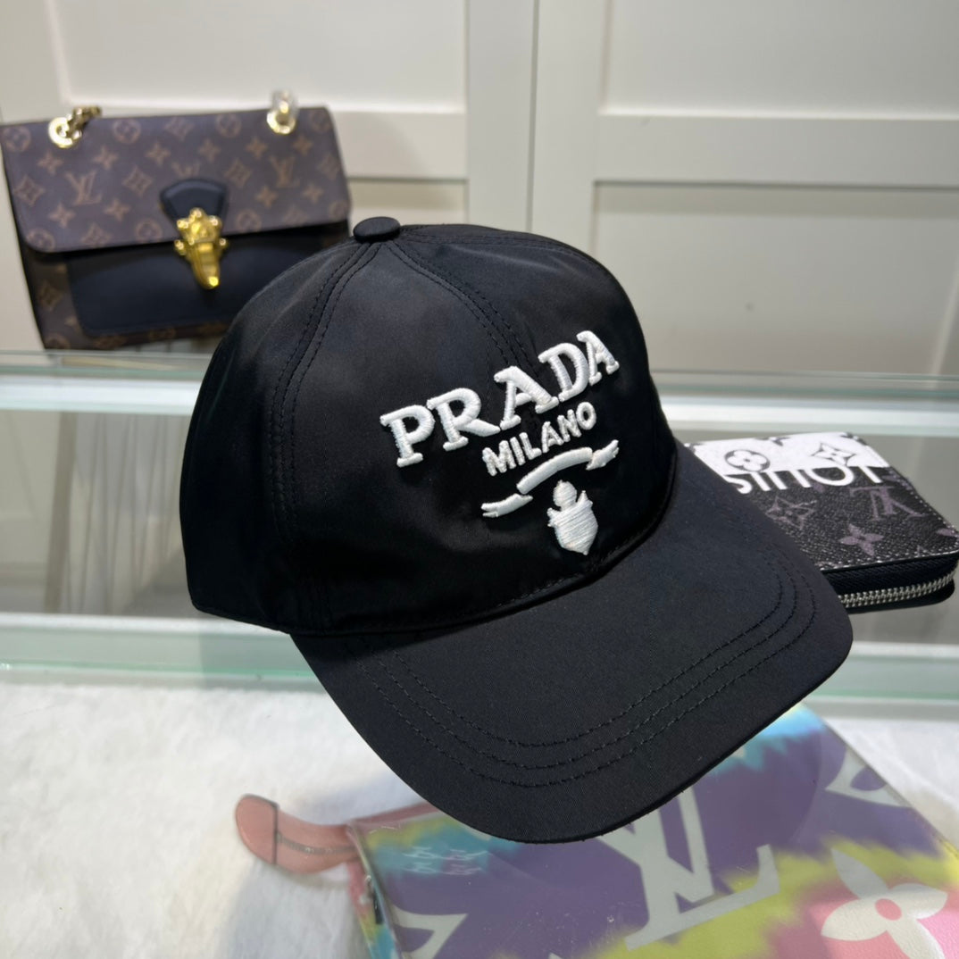 14PD57M   Fashion hats