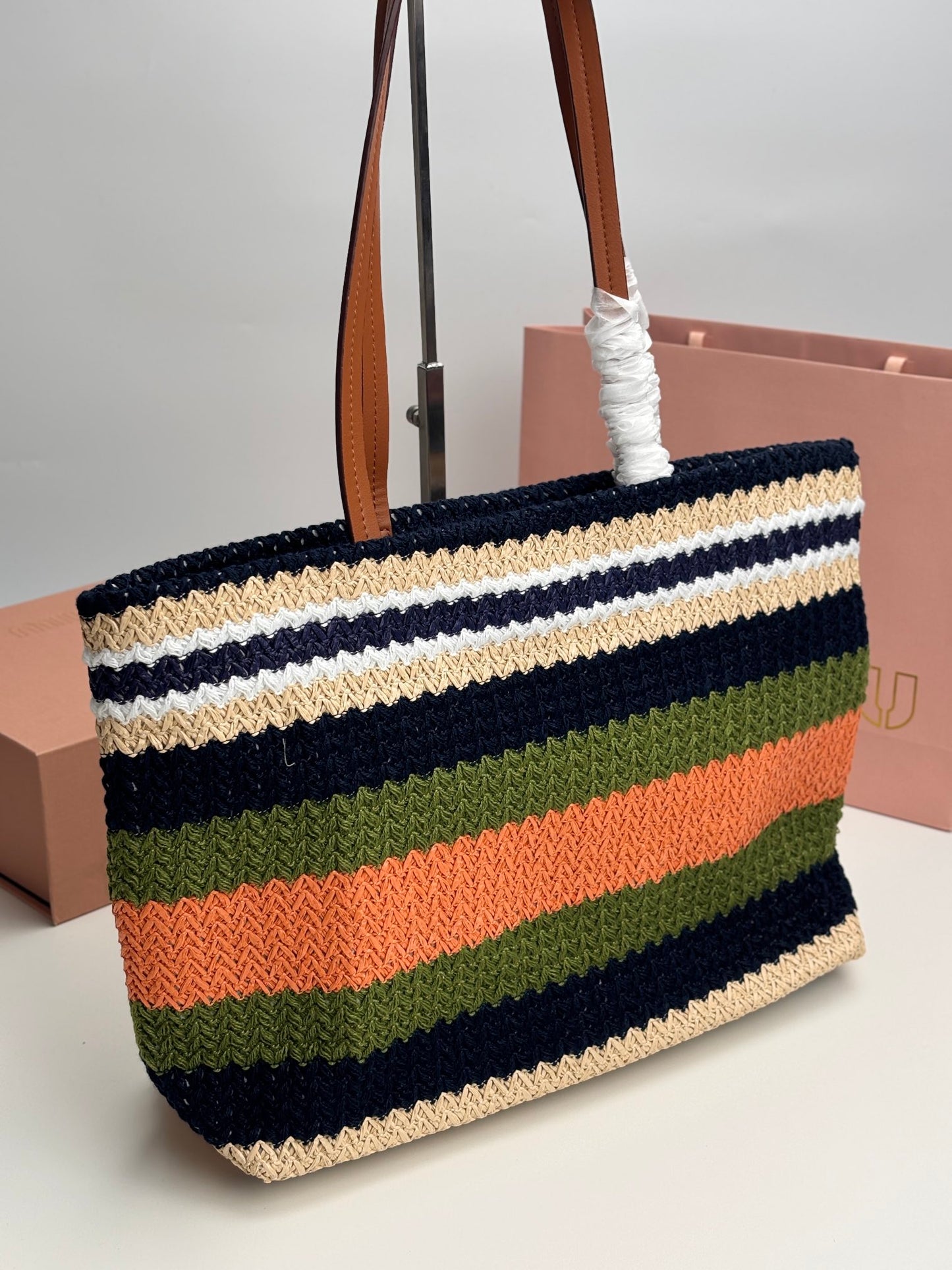 1XA78B (Fashion Woven Bag)