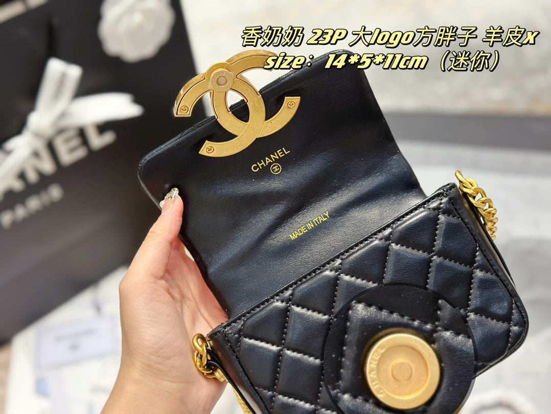 6XC218B (  Fashionable leather bag )