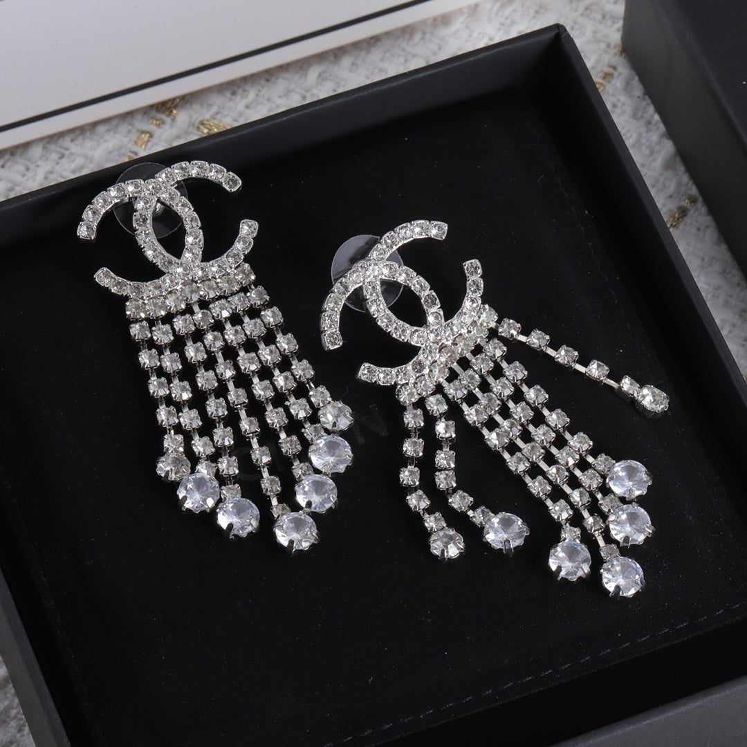 14C505E  Fashionable and high quality Earrings