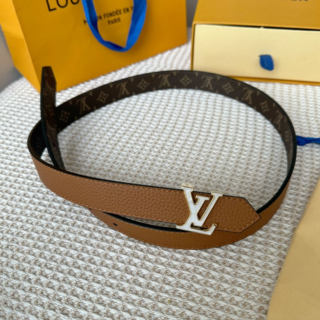 14E61P   (High quality leather belt With full package)