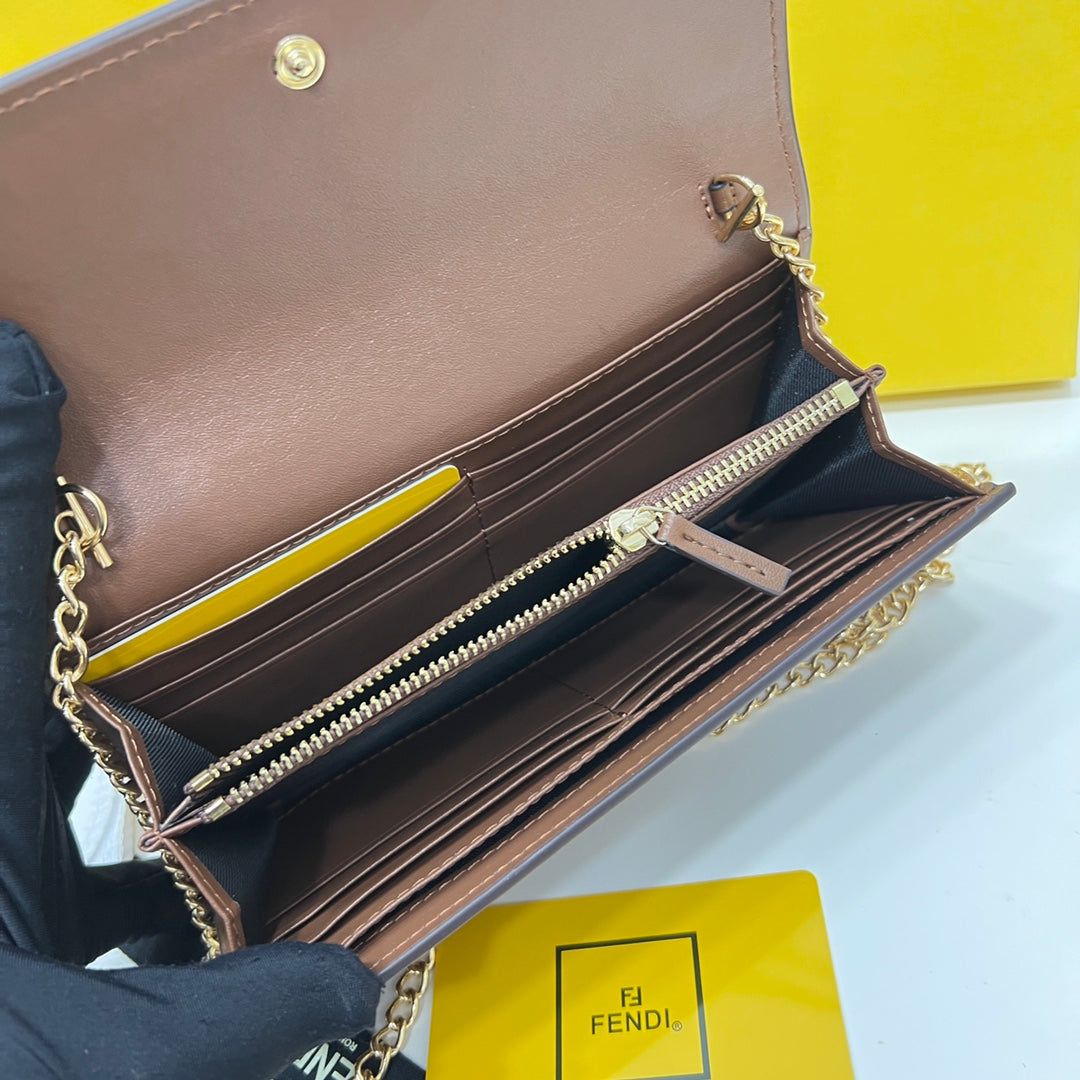 XF13B  Fashionable leather wallets