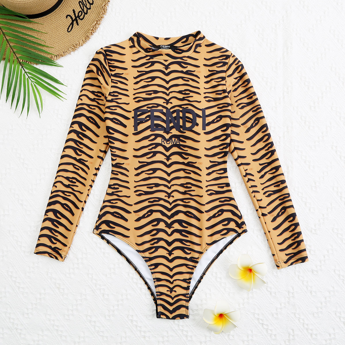 14D102Y   fashion Long sleeve swimsuit