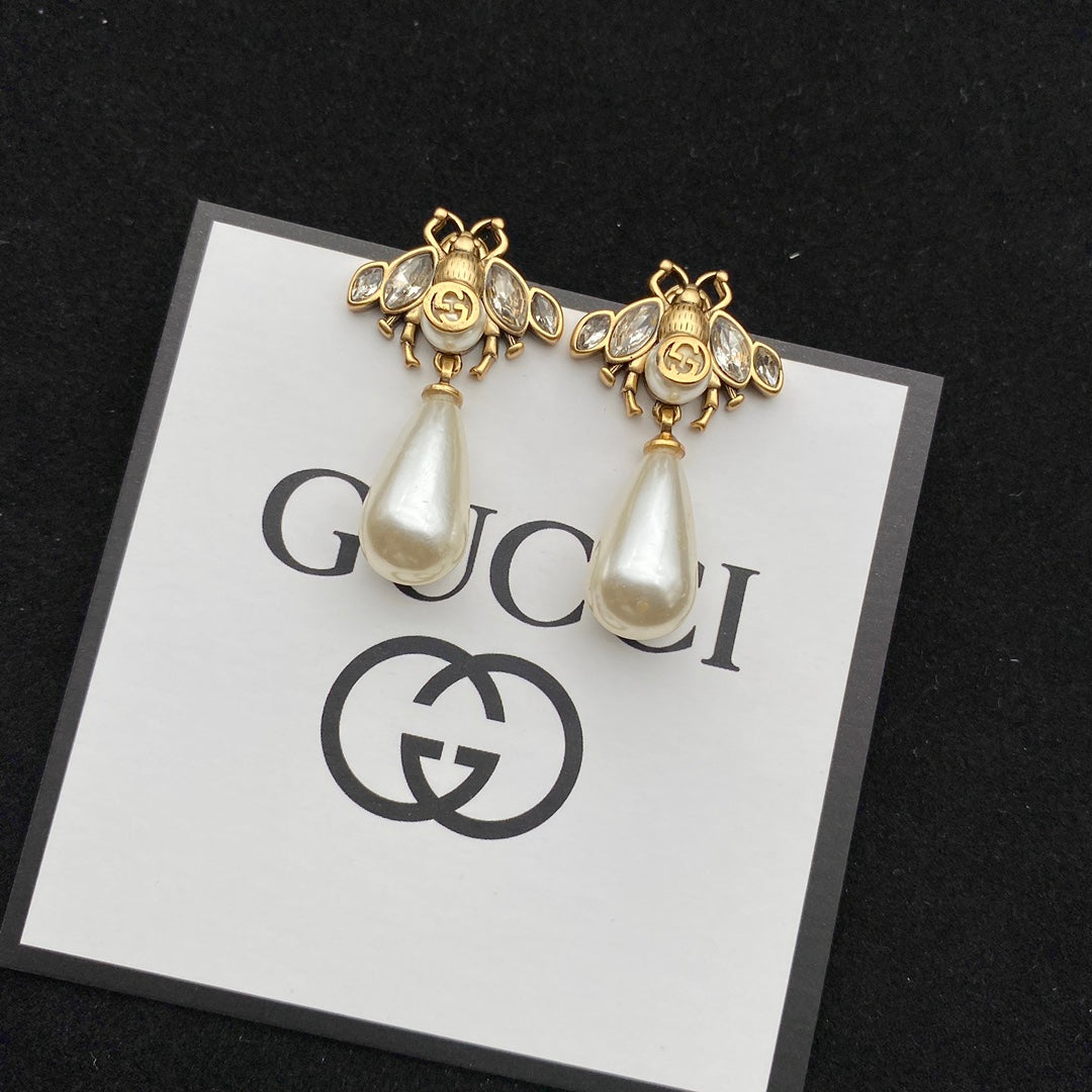 14B2E  Fashionable and high quality earrings