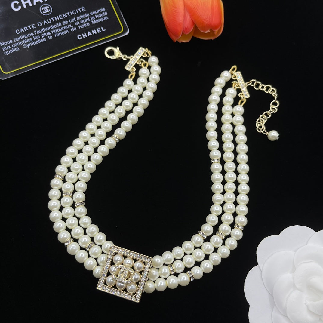 14C928X  Fashion Necklaces