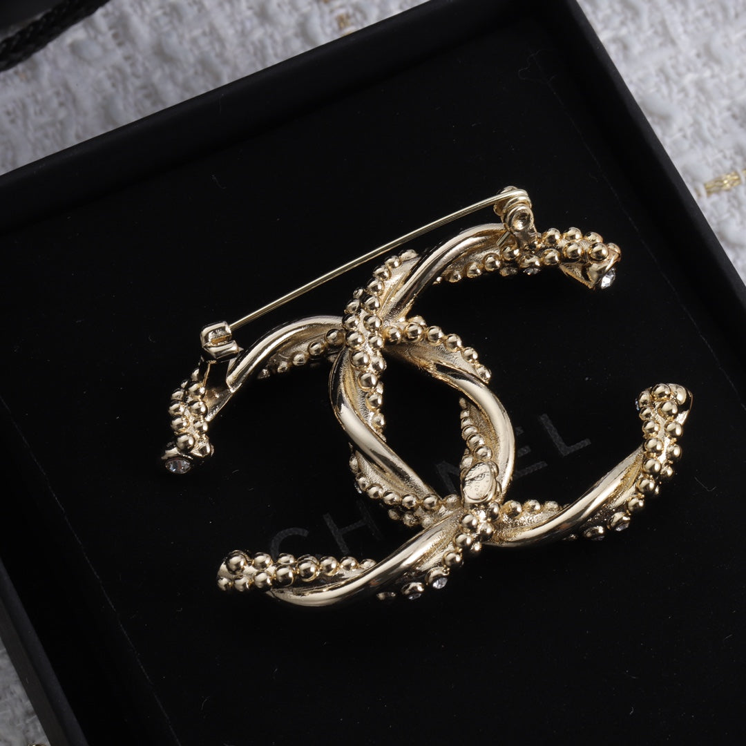 1YC8H  Fashionable high -quality Brooch