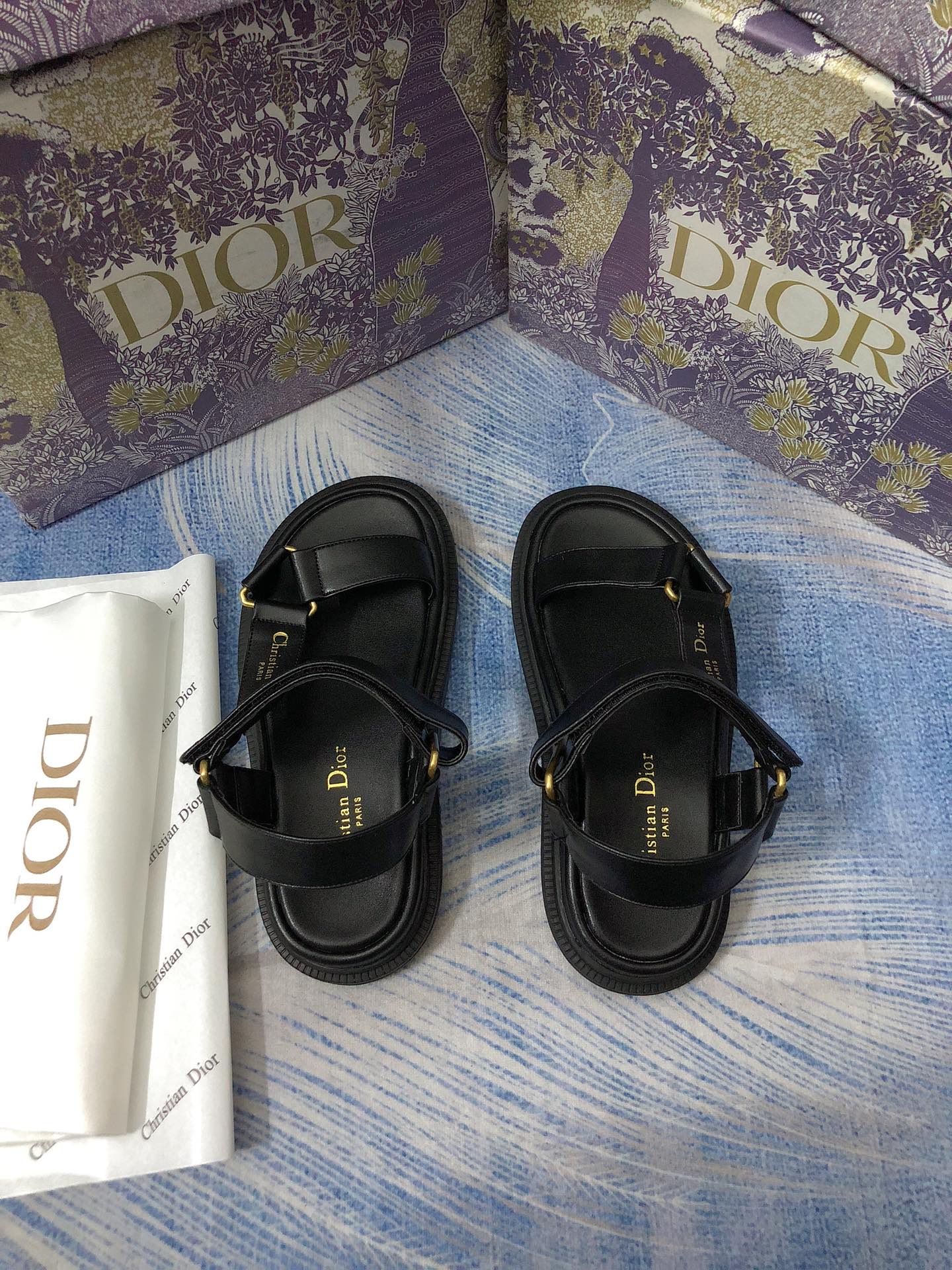 14D8Z   fashion sandals