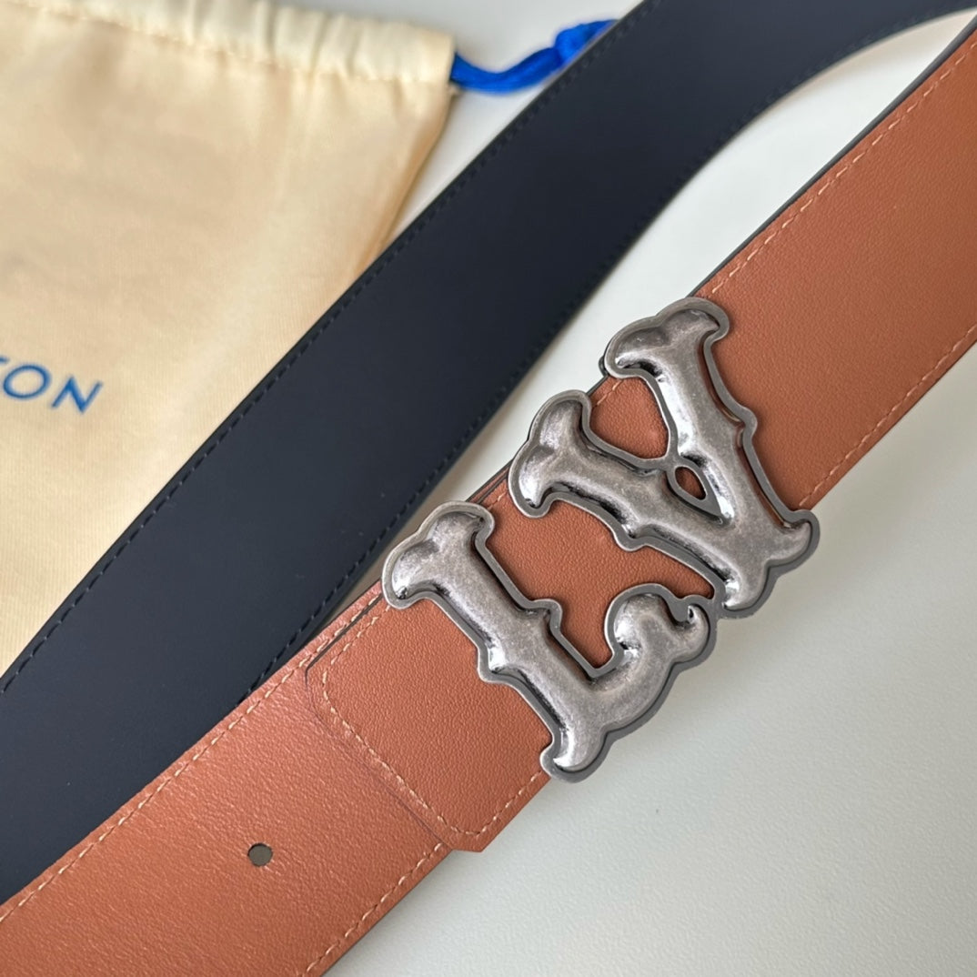 14E23P   (High quality leather belt With full package)