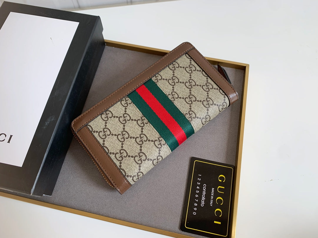 1XB175B  Fashionable leather wallets