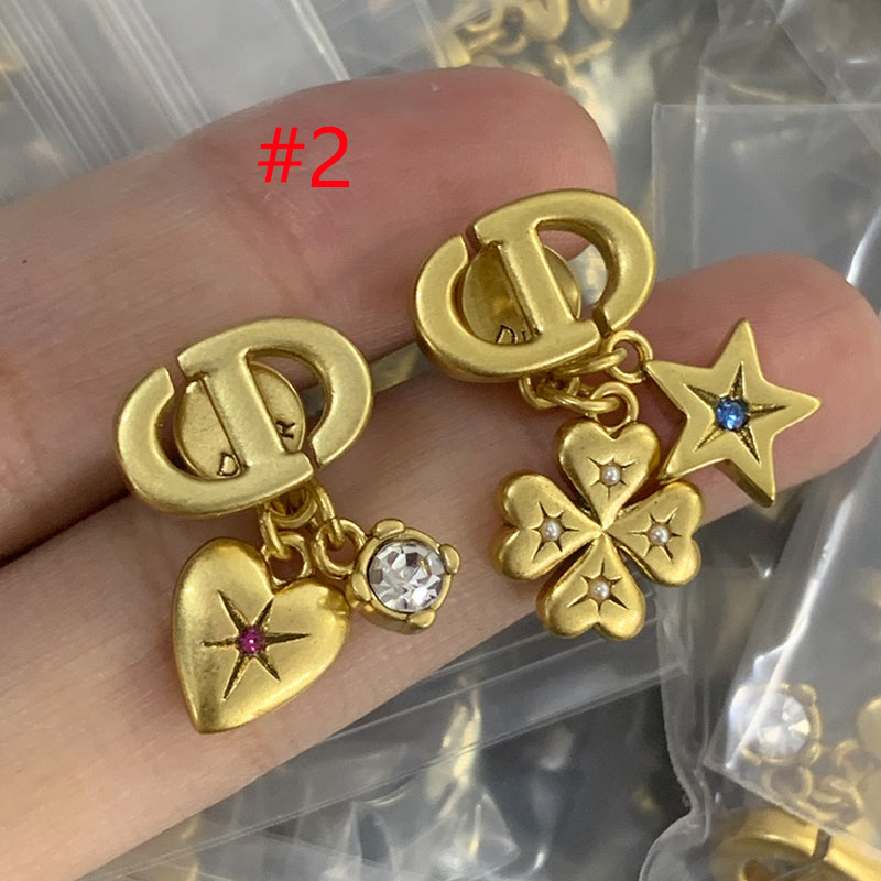 84D65E  Fashionable and high quality Earrings