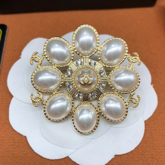 14C852X  Fashion Brooch