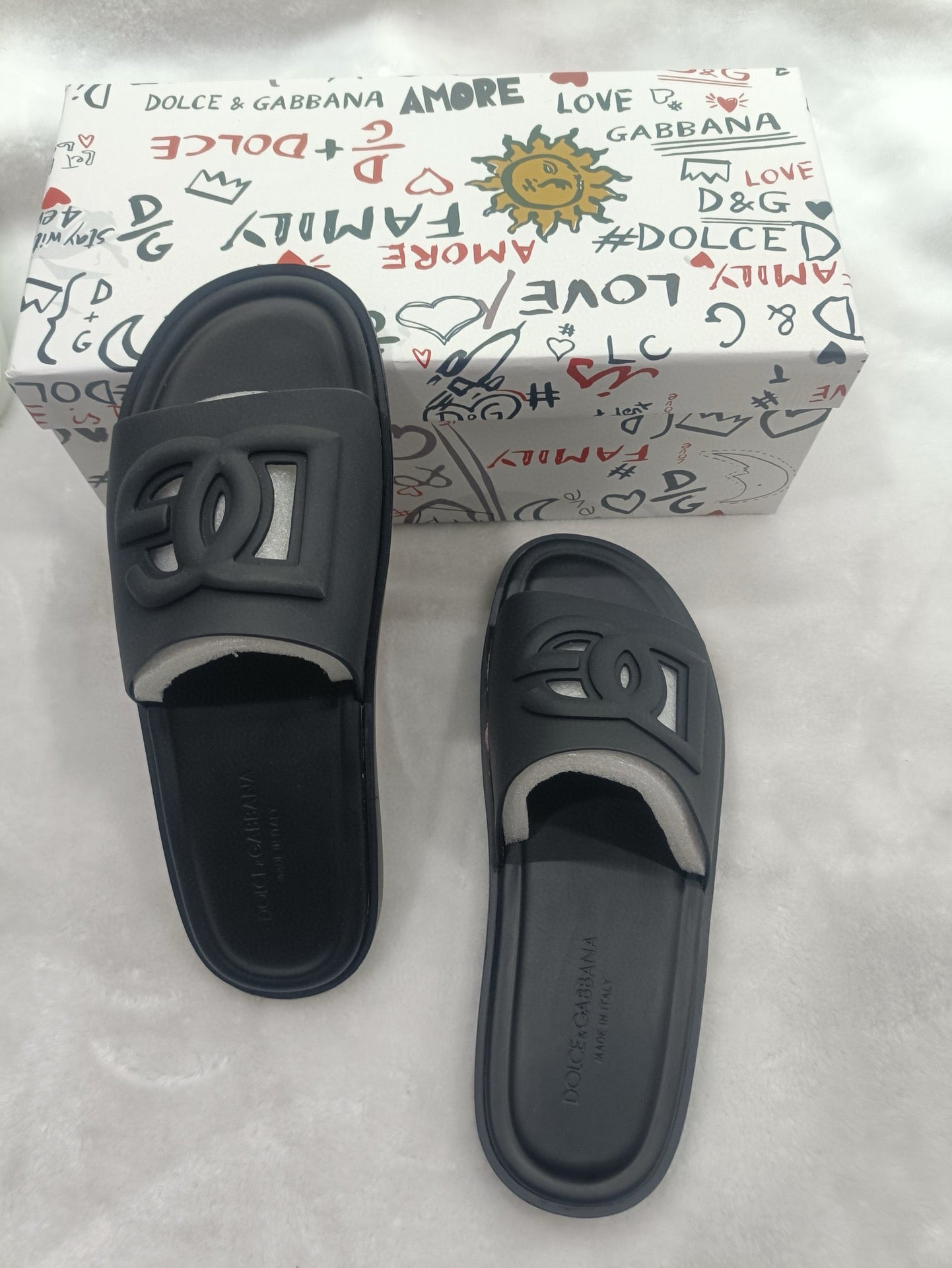 54A82Z   fashion  slippers